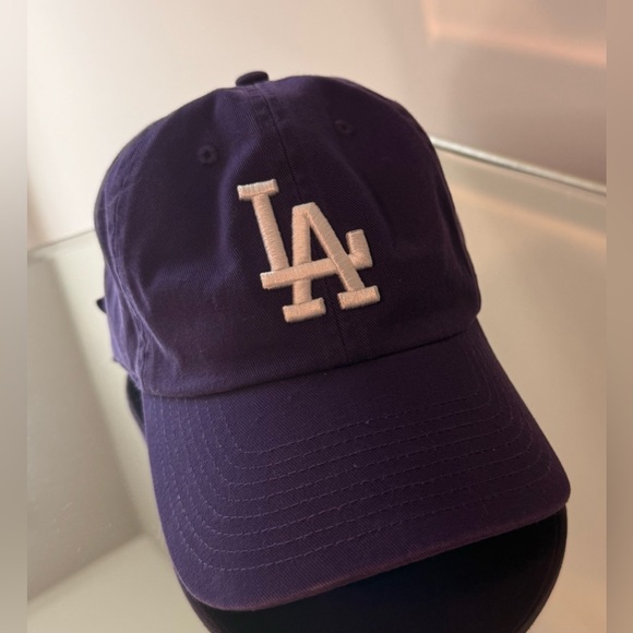 NWOT - LA Dodgers Baseball Cap - Purple - Picture 1 of 3